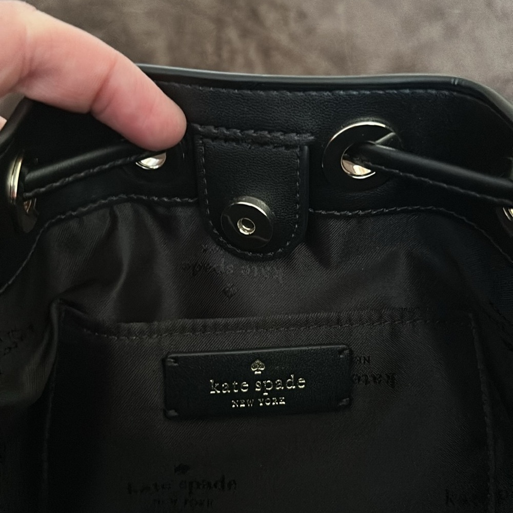 Kate Spade - Spade Flower Small Bucket Bag - Picture 13 of 13